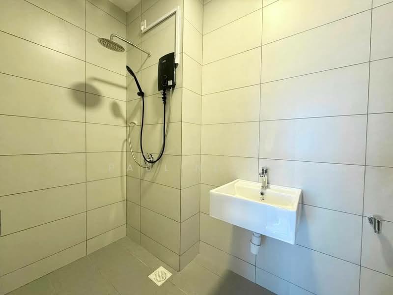Service Residence for Rent at Meldrum Heights (Residensi Meldrum) - Pauline Ng - Bathroom - PropertyGuru.com.my