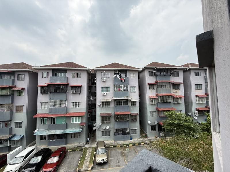 Apartment for Rent at Pangsapuri Putra Indah - Polly Lew - Exterior - PropertyGuru.com.my