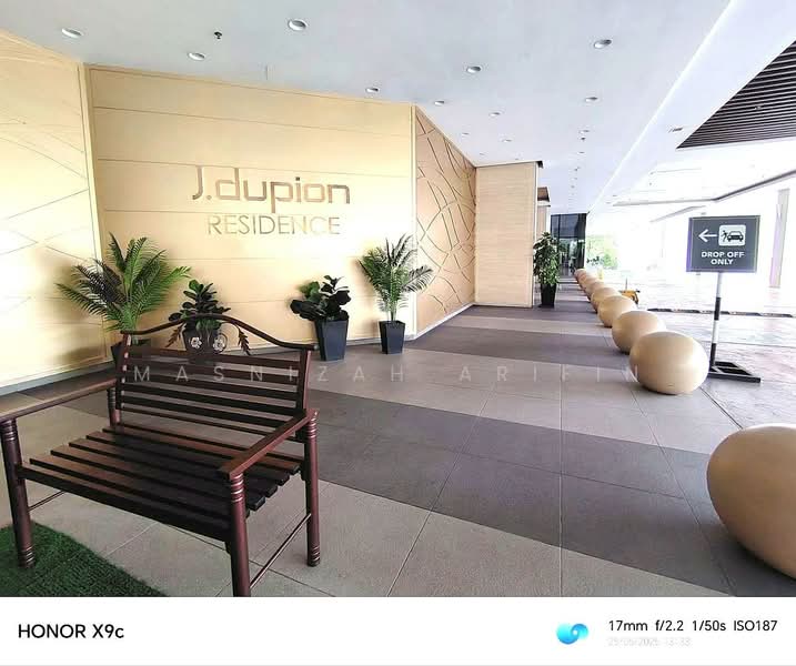 Service Residence for Sale at J.Dupion Residence - Masnizah Arifin - Entrance - PropertyGuru.com.my