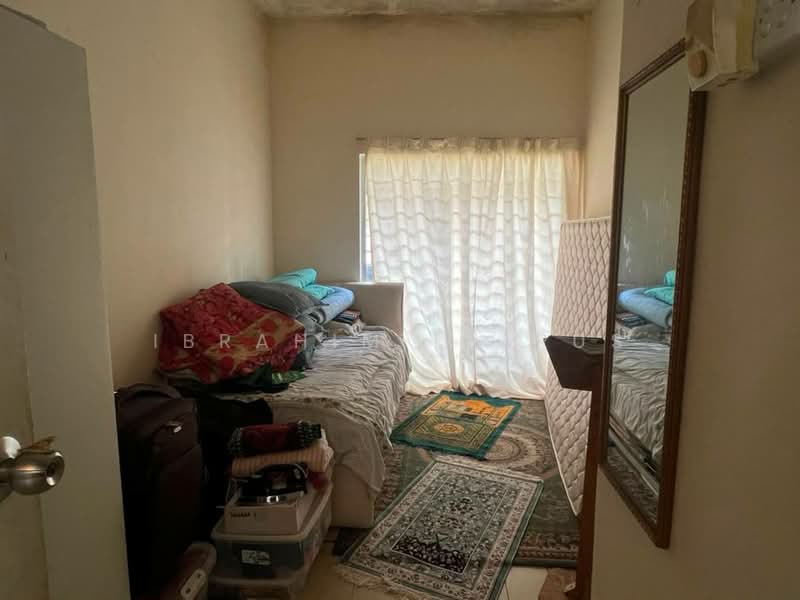 2-storey Terraced House for Sale in Ampang Jaya (Ampang) - Ibrahim Iderus - Bedroom - PropertyGuru.com.my