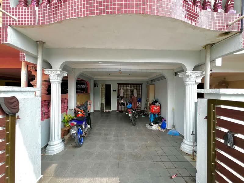 Rumah Teres 2 Tingkat untuk Dijual di Taman Medan (Petaling Jaya) - Ali Idris - Exterior - PropertyGuru.com.my