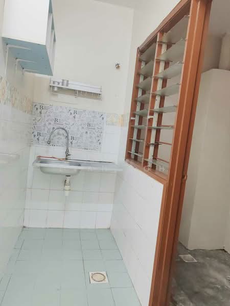 Apartment for Sale at Kinrara Putri - Evan Goh - Kitchen - PropertyGuru.com.my