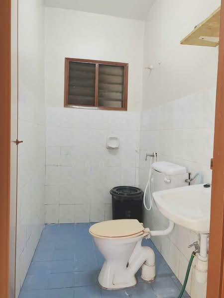 Apartment for Sale at Kinrara Putri - Evan Goh - Bathroom - PropertyGuru.com.my