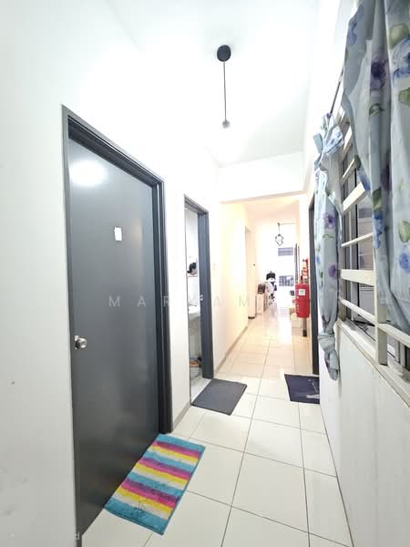 Apartment for Sale at Puncak Hijauan - Maryam . - Corridor - PropertyGuru.com.my