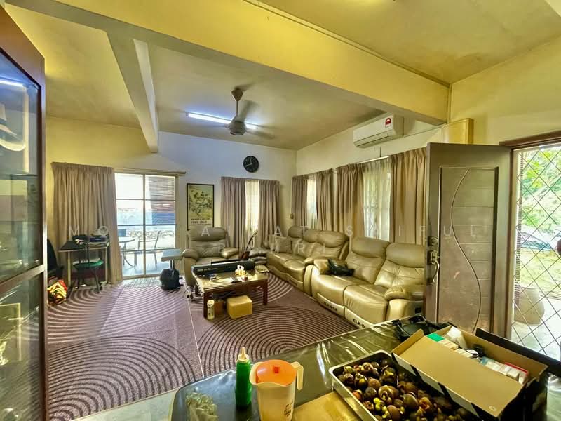 Rumah Teres 2 Tingkat untuk Dijual di Usj 12 (Subang Jaya) - Mohd Aizat Saiful Bahri - Living Room - PropertyGuru.com.my