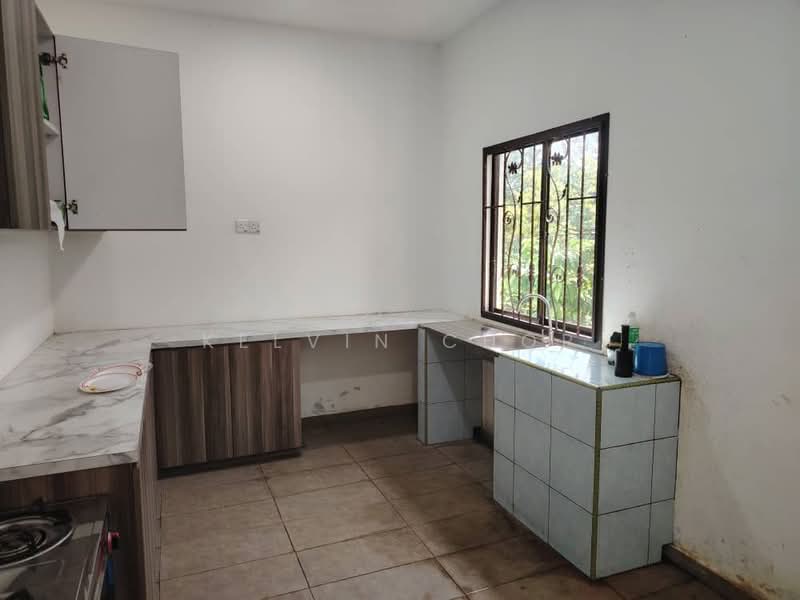 Agricultural Land for Sale in Kampung Baru Ban Foo (Ulu Tiram) - Kelvin Chop - Kitchen - PropertyGuru.com.my