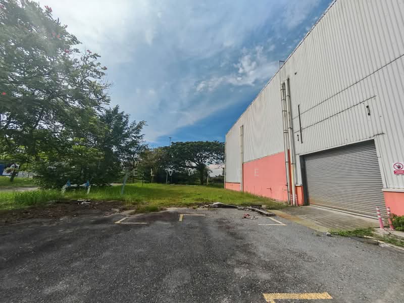 Detached Factory for Rent in Iskandar Puteri (Nusajaya) (Johor) - Elvy Lee - Exterior - PropertyGuru.com.my