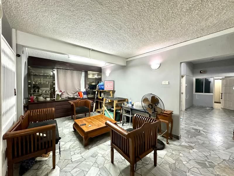 Rumah Teres 1 Tingkat untuk Dijual di Ampang Jaya (Ampang) - Mohd Aizat Saiful Bahri - Living Room - PropertyGuru.com.my