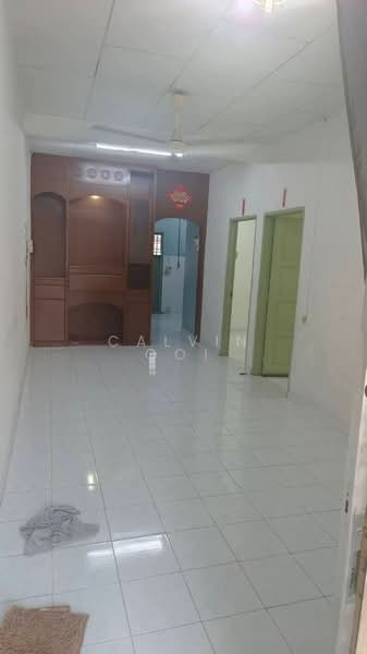 Rumah Teres 1 Tingkat untuk Dijual di Taman Seri Pinang (Butterworth) - Calvin Ooi - Living Room - PropertyGuru.com.my