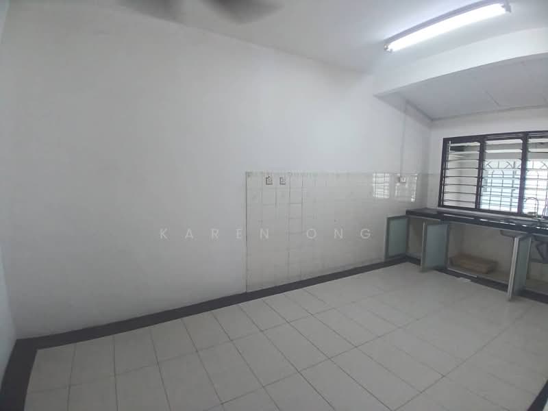 Rumah Teres 2 Tingkat untuk Disewa di Usj 11 (Subang Jaya) - Karen Ong - Kitchen - PropertyGuru.com.my