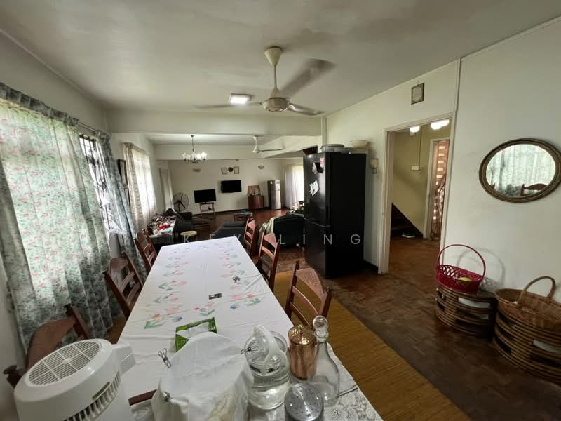 Rumah Banglo untuk Dijual di SS1 (Petaling Jaya) - Key Ling - Dining Room - PropertyGuru.com.my