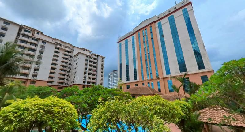 Kondominium untuk Dijual di Kelana Parkview Condominium - Edmund Goh - Exterior - PropertyGuru.com.my