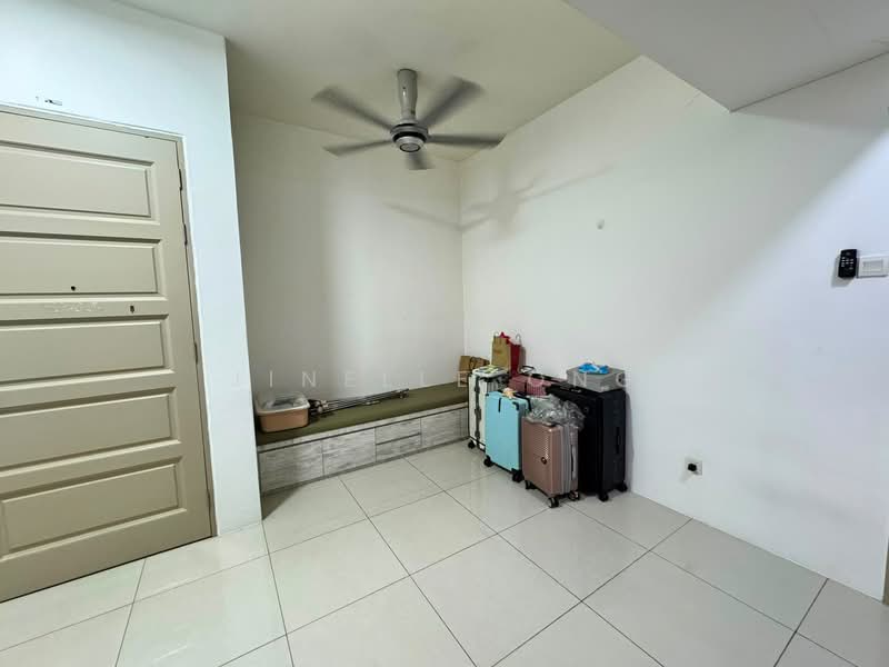 Servis Apartment untuk Disewa di Birch Plaza - Jinelle Ong - Entrance - PropertyGuru.com.my
