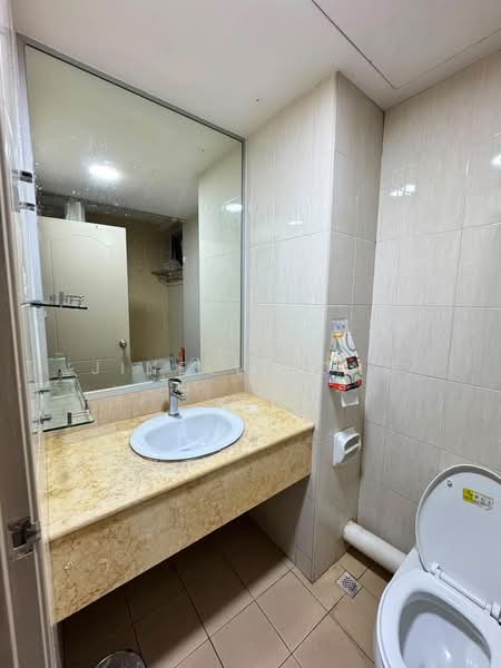 Servis Apartment untuk Disewa di Birch Plaza - Jinelle Ong - Bathroom - PropertyGuru.com.my