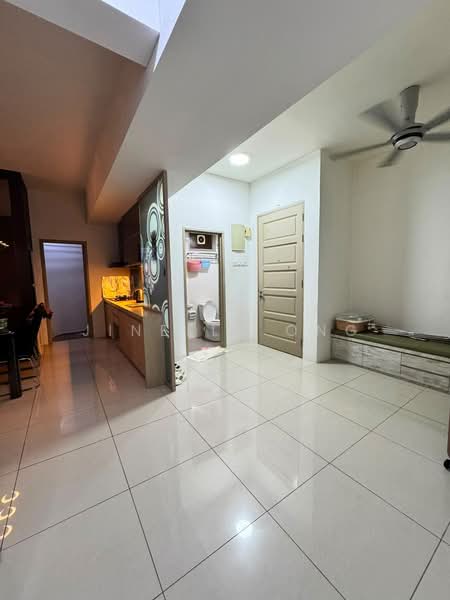 Servis Apartment untuk Disewa di Birch Plaza - Jinelle Ong - Kitchen - PropertyGuru.com.my