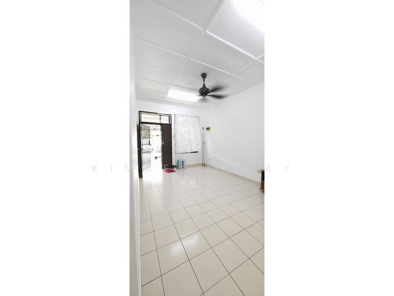 1-storey Terraced House for Rent in Bukit Indah (Iskandar Puteri (Nusajaya)) - Kimberly Tay - Living Room - PropertyGuru.com.my