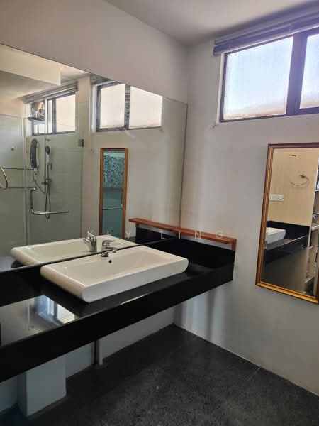 Condominium for Sale at 1 Bukit Utama - Key Ling - Bathroom - PropertyGuru.com.my