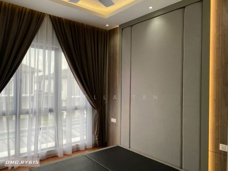 Rumah Berkembar untuk Dijual di Setia Alam (Selangor) - Stella Tan - Bedroom - PropertyGuru.com.my