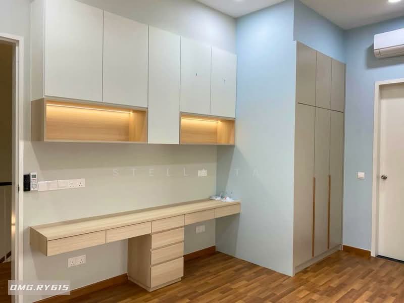 Rumah Berkembar untuk Dijual di Setia Alam (Selangor) - Stella Tan - Study - PropertyGuru.com.my