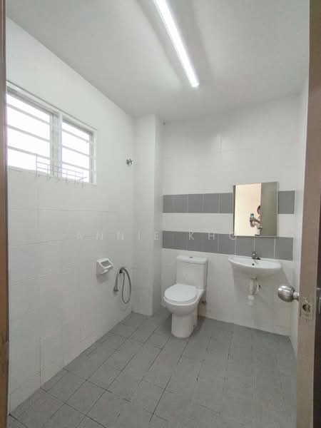 Terraced House for Rent in Shah Alam (Selangor) - Annie Kho - Bathroom - PropertyGuru.com.my