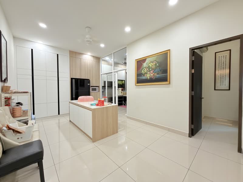 Rumah Berkembar untuk Dijual di Taman Tasik Indah (Kluang) - Gipson Lay - PropertyGuru.com.my