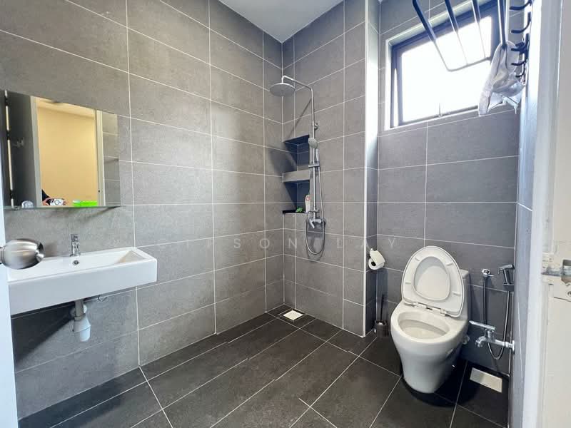 Rumah Berkembar untuk Dijual di Taman Tasik Indah (Kluang) - Gipson Lay - PropertyGuru.com.my