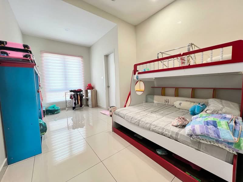 Rumah Berkembar untuk Dijual di Taman Tasik Indah (Kluang) - Gipson Lay - PropertyGuru.com.my