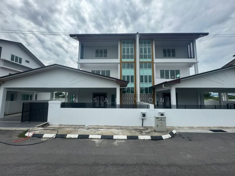 Rumah Berkembar untuk Dijual di Semaba (Kuching) - San San Wong - PropertyGuru.com.my