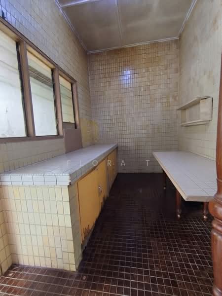 Rumah Teres 1 Tingkat untuk Disewa di Happy Garden (Kuchai Lama) - Flora T - PropertyGuru.com.my