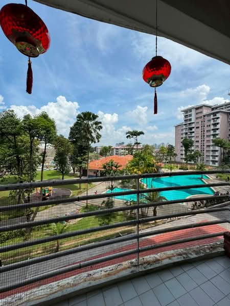 Pangsapuri untuk Disewa di Pan Vista - Stephanie Yap - Balcony - PropertyGuru.com.my