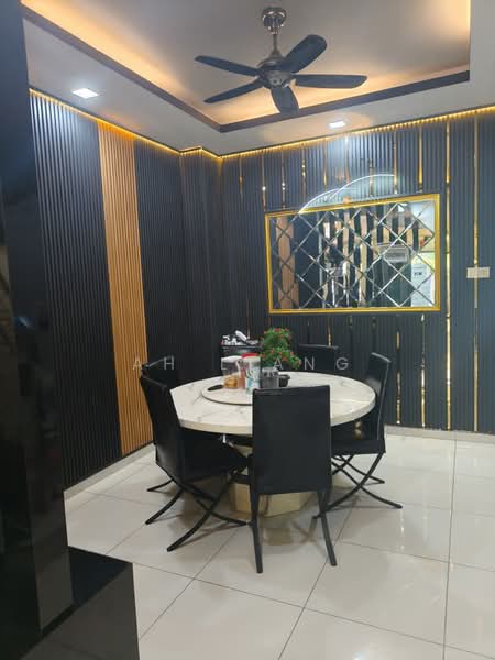 Rumah Teres 2 Tingkat untuk Dijual di Taman Dato' Chellam (Ulu Tiram) - Ah Liang - Dining Room - PropertyGuru.com.my