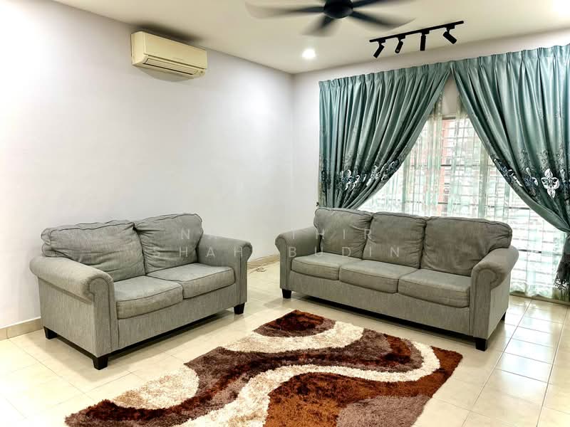 Rumah Teres 2 Tingkat untuk Dijual di Denai Alam (Shah Alam) - Nahathir Shahabudin - Living Room - PropertyGuru.com.my