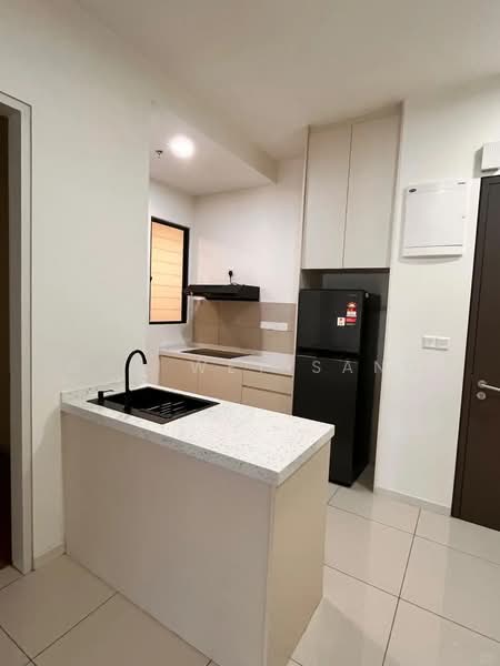 Servis Apartment untuk Disewa di Sunway Avila Residences - GAN WEY SAND - Kitchen - PropertyGuru.com.my
