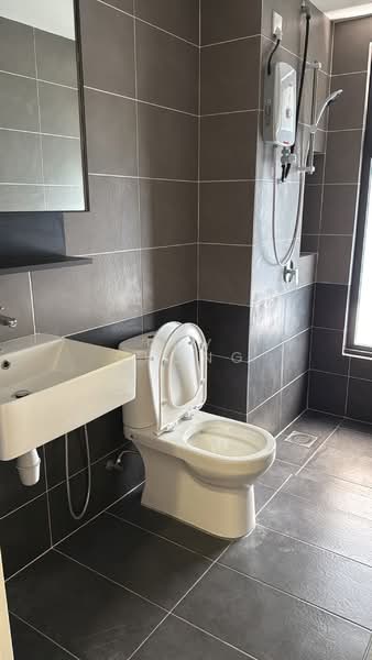 Service Residence for Rent at D'Clover Residences - Roy Chong - PropertyGuru.com.my