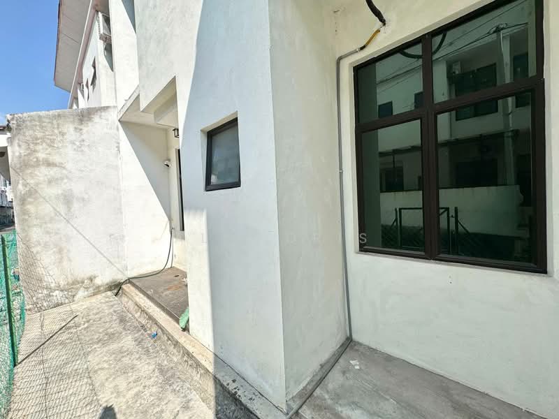Rumah Teres 2 Tingkat untuk Dijual di Taman Saujana KLIA (Sepang) - Ali Idris - Exterior - PropertyGuru.com.my