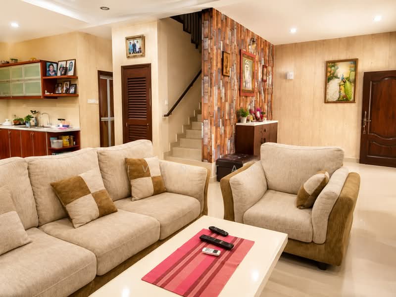 Semi-Detached House for Sale in Seri Aman Heights (Sungai Buloh) - Ivan Tan - Living Room - PropertyGuru.com.my