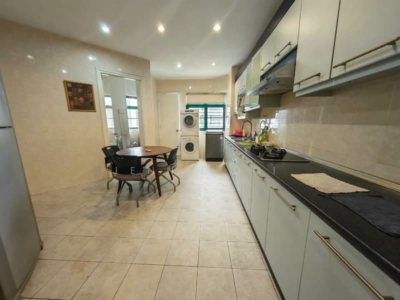 Kondominium untuk Dijual di The Straits View Condominium - Jennie Ooi - Kitchen - PropertyGuru.com.my