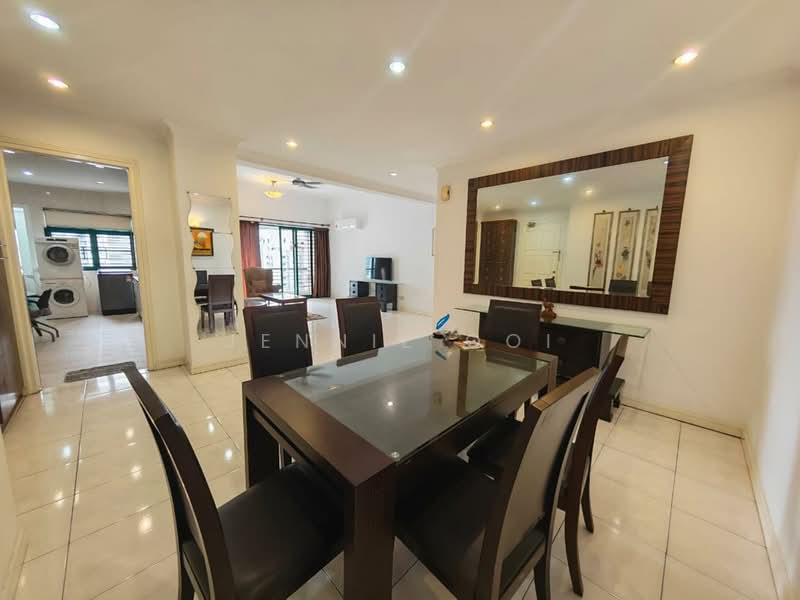 Kondominium untuk Dijual di The Straits View Condominium - Jennie Ooi - Dining Room - PropertyGuru.com.my