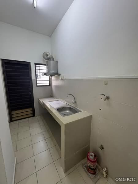 Semi-Detached House for Sale in Setia Alam (Selangor) - Ryan . - Kitchen - PropertyGuru.com.my