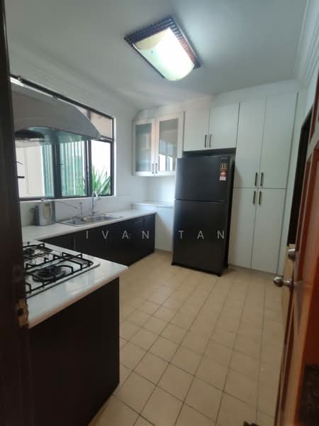 Condominium for Sale at 1 Bukit Utama - Ivan Tan - Kitchen - PropertyGuru.com.my