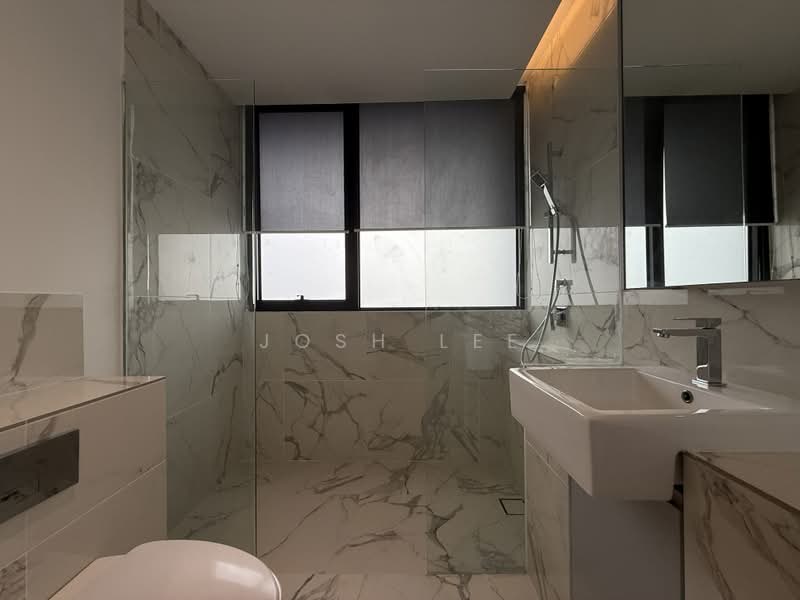 Service Residence for Sale at Lumi Tropicana Serviced Residence - Josh Lee - Bathroom - PropertyGuru.com.my