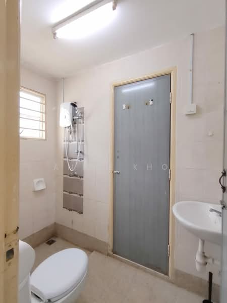 Terraced House for Sale in Shah Alam (Selangor) - Annie Kho - Bathroom - PropertyGuru.com.my