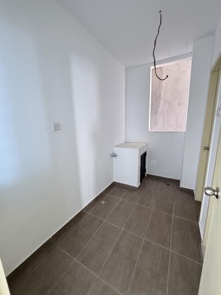 Servis Apartment untuk Dijual di Atlantis Residences (Pangsapuri Atlantis Kota Syahbandar) - Nick Yaw - PropertyGuru.com.my