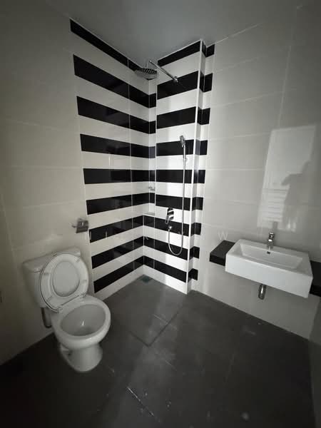 Servis Apartment untuk Dijual di Atlantis Residences (Pangsapuri Atlantis Kota Syahbandar) - Nick Yaw - PropertyGuru.com.my