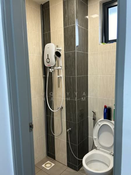Kondominium untuk Disewa di Vista Bangi - Ruqayyah Hashim - Bathroom - PropertyGuru.com.my