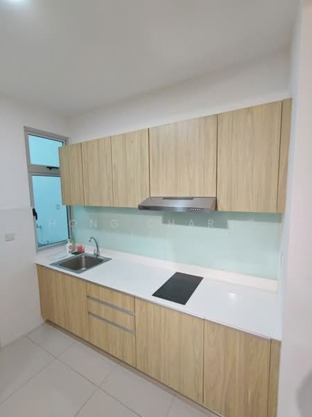 Servis Apartment untuk Disewa di Meridin Bayvue @ Sierra Perdana - Hong Charng Lee - Kitchen - PropertyGuru.com.my