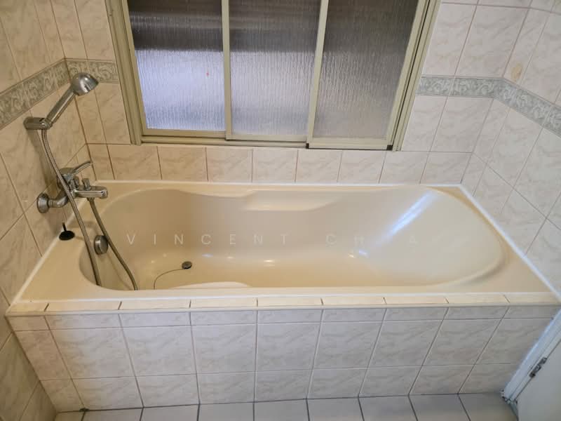 Condominium for Rent at Mont Kiara Astana - Vincent Chua - Master Bathroom - PropertyGuru.com.my