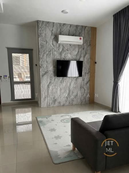 Rumah Berkembar untuk Dijual di Setia Alam (Selangor) - Stella Tan - Living Room - PropertyGuru.com.my