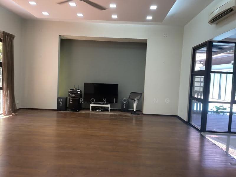 Rumah Banglo untuk Dijual di Bukit Gita Bayu (Seri Kembangan) - Veronica Ng - Living Room - PropertyGuru.com.my