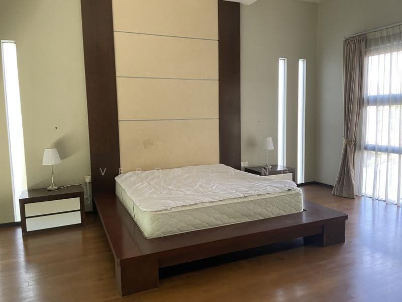 Rumah Banglo untuk Dijual di Bukit Gita Bayu (Seri Kembangan) - Veronica Ng - Bedroom - PropertyGuru.com.my